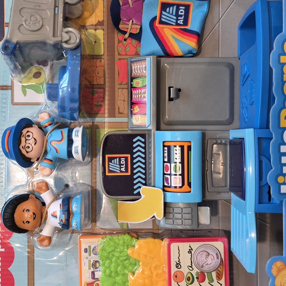 Fisher-Price Little People ALDI Playset - Picture 4 of 5